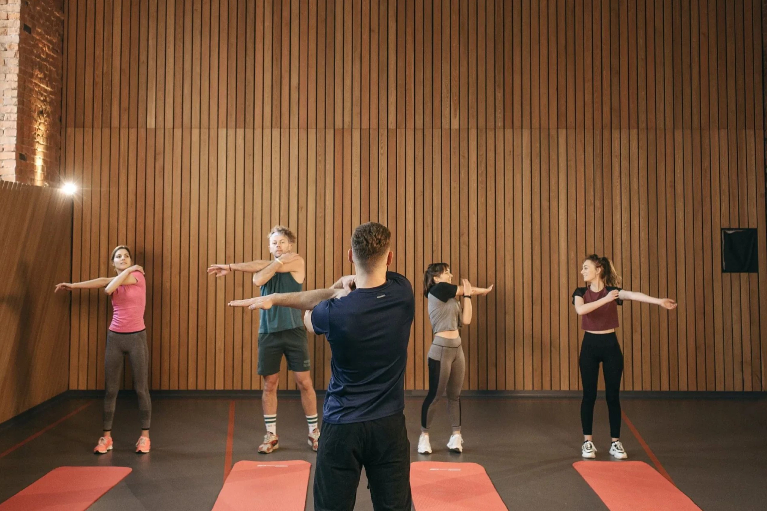 Dépassez vos limites avec Elisa Sanchez, votre coach sportif individuel ou en salle privée à Fleurieu-sur-Saône